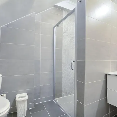 Restauracja & Goscinne Han/Misafirhane Karlow