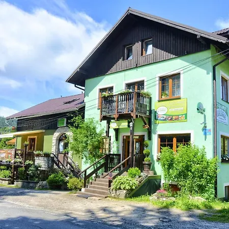 Inn Restauracja & Goscinne Karlow