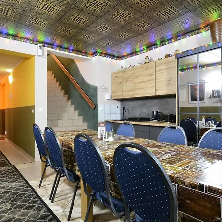 Inn Restauracja & Goscinne Karlow
