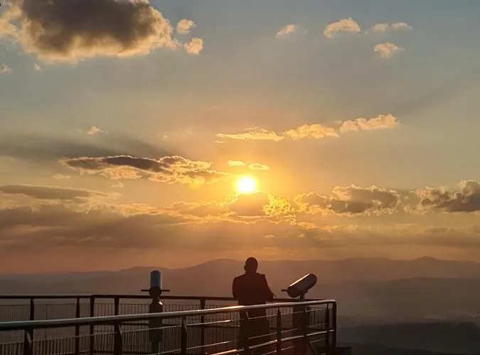 Inn Restauracja & Goscinne *