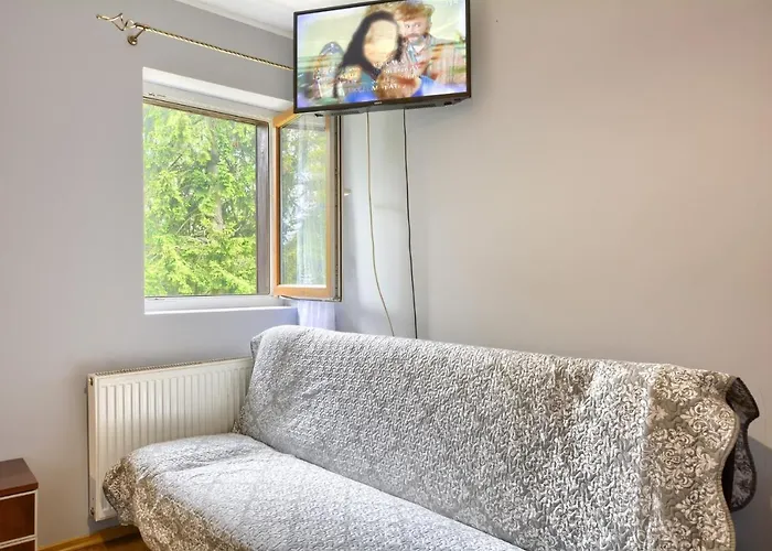 Restauracja & Goscinne * Карлув