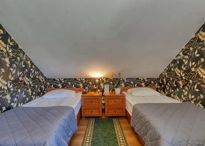 Inn Restauracja & Goscinne *