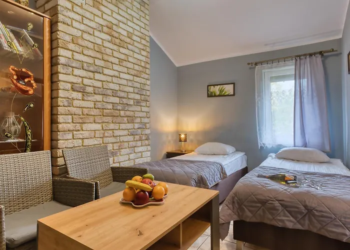 Restauracja & Goscinne Inn Karlow