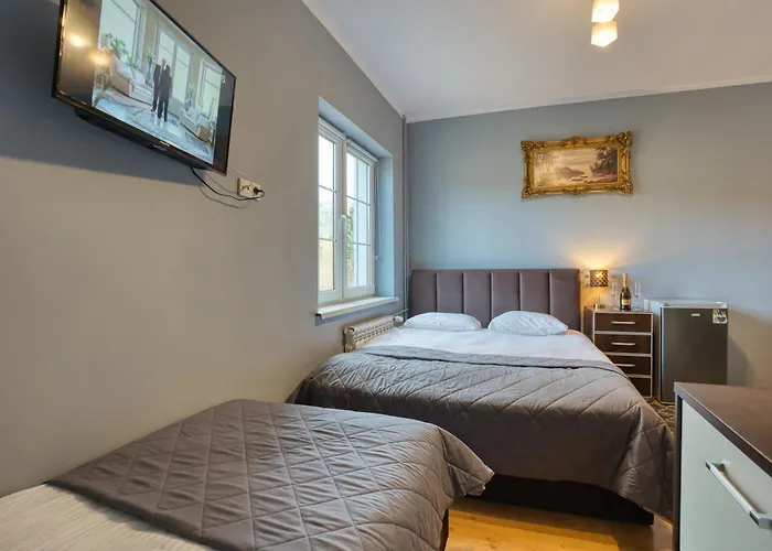 Restauracja & Goscinne * Карлув